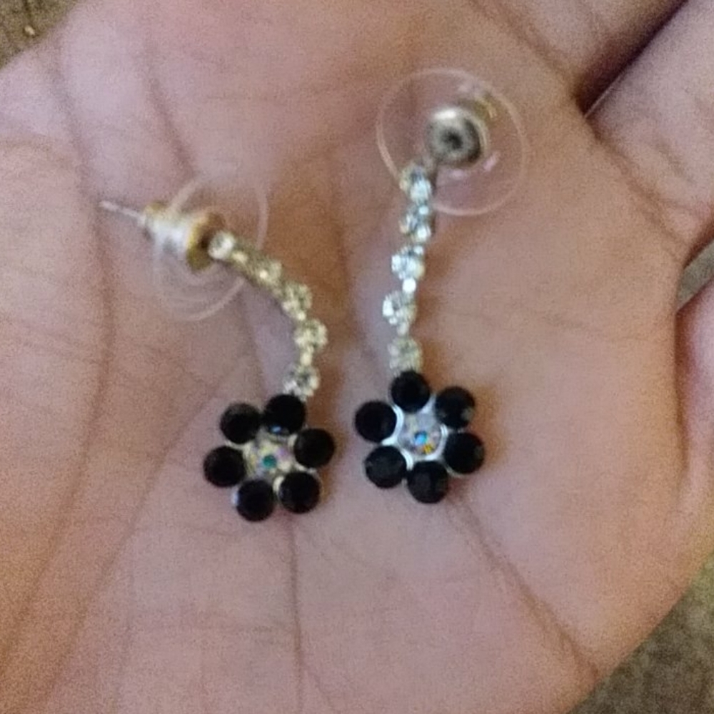 Earings